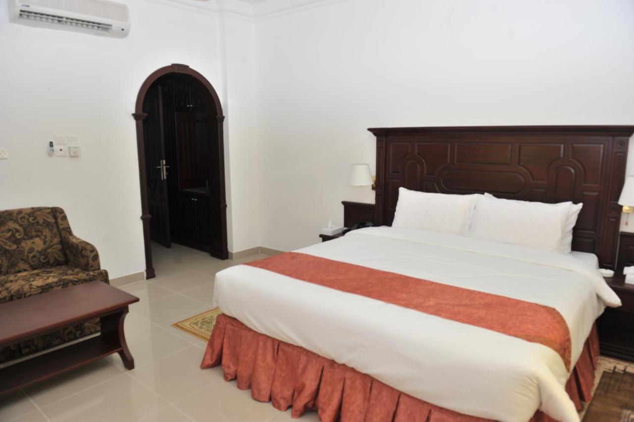 Hotel Manam Suhar